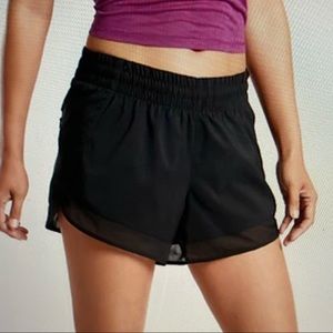 Athleta mesh racer short